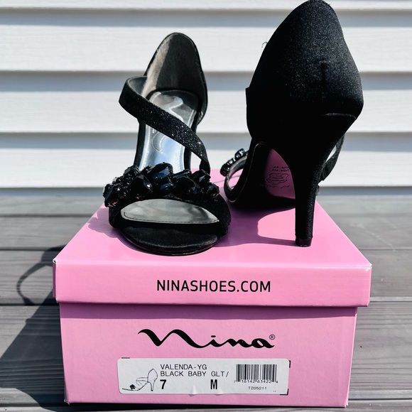 Nina Black Satin Glitter Heel Size 7 - Picture 3 of 6
